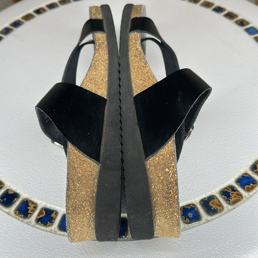 Helen Toe Post Black Ladies Mephisto Sandals made in France size 37 US 7 - Picture 7 of 16
